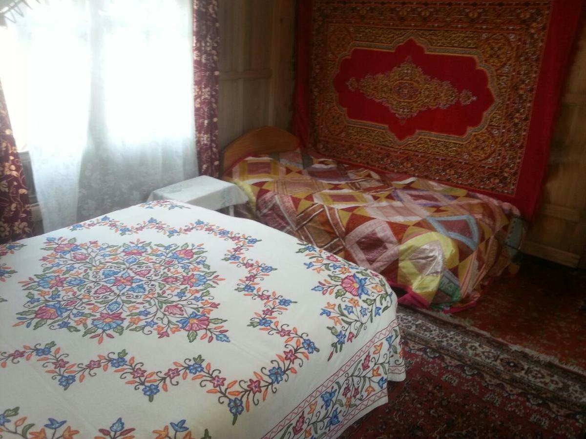 Houseboat - City Of Kashmir Ξενοδοχείο Σριναγκάρ Εξωτερικό φωτογραφία
