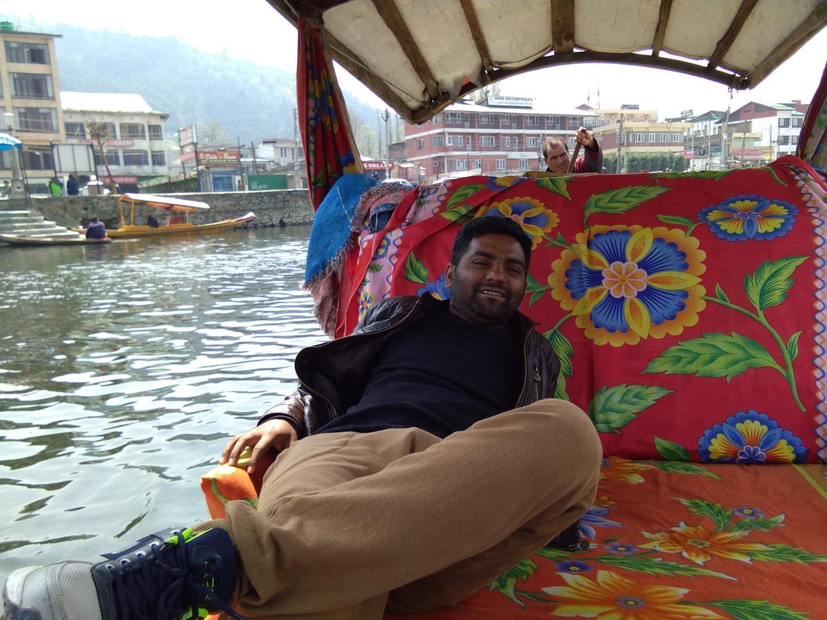Houseboat - City Of Kashmir Ξενοδοχείο Σριναγκάρ Εξωτερικό φωτογραφία
